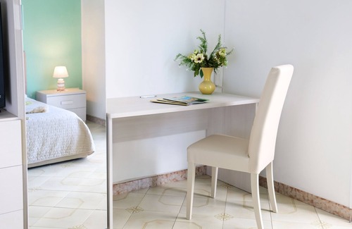 Priora Bed & Breakfast | Sorrento Hills - View of the bay