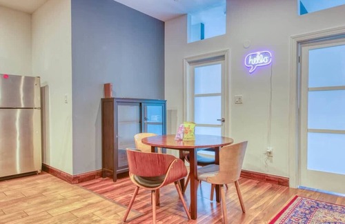 West Poplar Apartment | Sosuite | 2BR Apt w W/D, Gym, On-SIte Restaurant