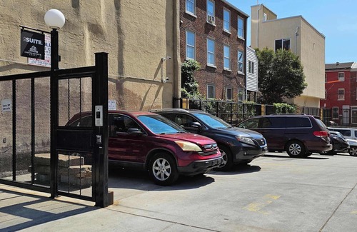 West Poplar Apartment | Sosuite | 2BR Apt w W/D, Gym, On-Site Restaurant