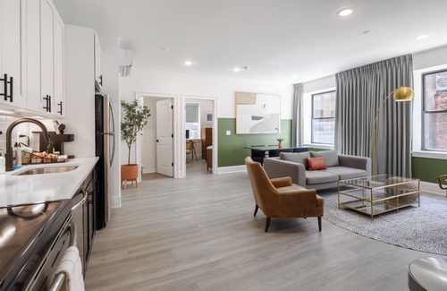 Rittenhouse Row Apartment | Sosuite | Corner 1BR Apt w Laundry, Workspace