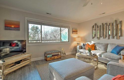 Caswell Beach Apartment | Sound of the Sea Oak Island Condo with Pools!