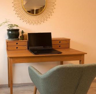Weilerswist Apartment | Souterrain Wohnung mit Parkplatz Nähe Phantasialand und Köln, Top Therme in Euskirchen, Eifel erleben