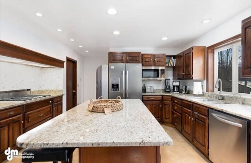Huffman - O' Malley House | South Anchorage Oasis