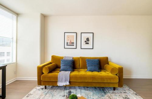 South Beach Apartment | South Beach 1br across the street from SF bay SFO-1661