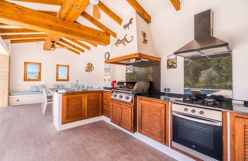 Montgo de Toscamar Villa | South Facing 6 Bedroom Villa