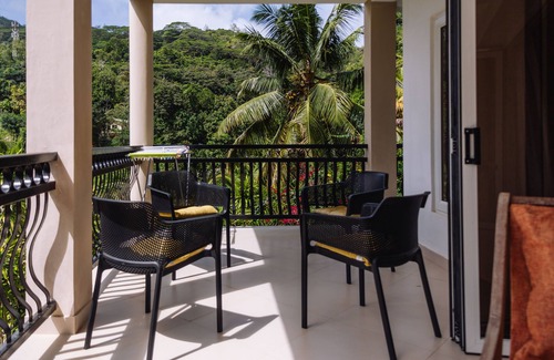 Mahe Island Villa | south hill villa