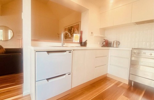 South Hobart House | South Hobart - Sanctuary Quality & Comfort