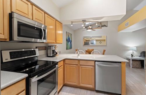 Desert Foothills Estates House | South Mountain Home in a Quiet Area - Trail Access Close ByπποΈββοΈ-β³οΈ
