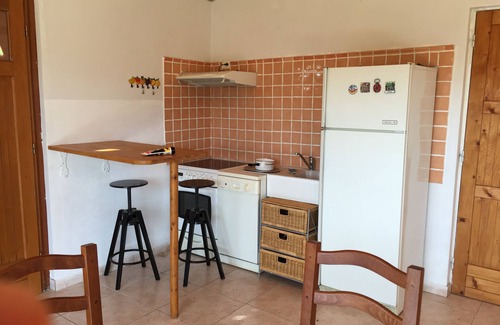 Pierrerue House | south of france sunny farmhouse in mediterranean garden
