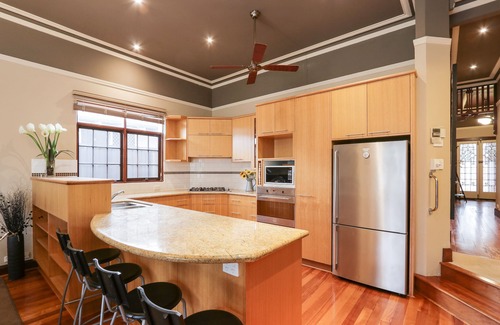 South Perth House | South Perth Oasis Properties