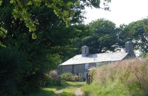 Saint Breward House | South Priddacombe - Bolventor Cornwall