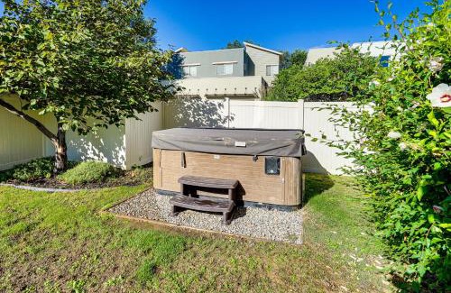 South Salt Lake House | South Salt Lake Home with Hot Tub 7 Mi to Downtown