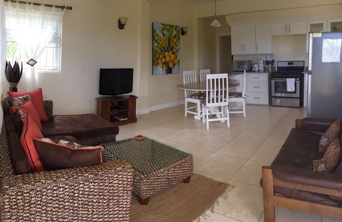 Cap Estate Apartment | South Sea House Luxurious