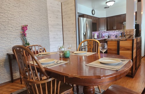 Chicago Condo | South Shore Chicago Condo-1 Block to Lake-WiFi-AC-Elevator-420 Friendly