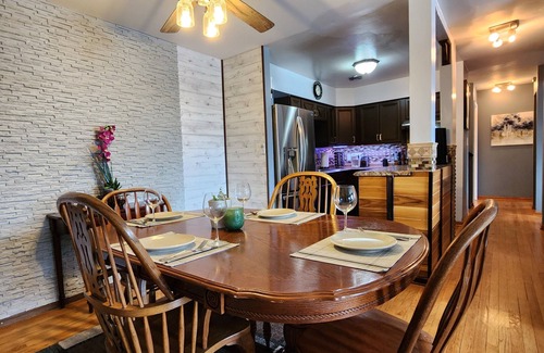 Chicago Condo | South Shore Chicago Condo-1 Block to Lake-WiFi-AC-Elevator-420 Friendly