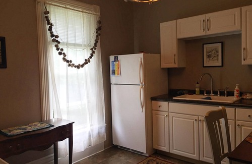 Upper Peninsula Michigan Apartment | South side Mqt Lake View Quaint Upstairs 1 Br Apt Tv Wifi <>1896 Victorian Home