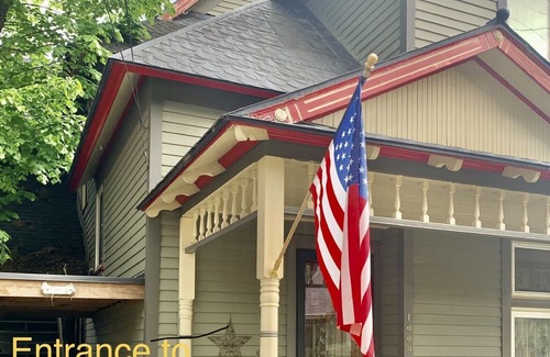 Upper Peninsula Michigan Apartment | South side Mqt Lake View Quaint Upstairs 1 Br Apt Tv Wifi <>1896 Victorian Home