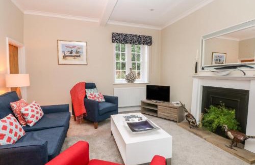 Macclesfield House | South Tower Cottage