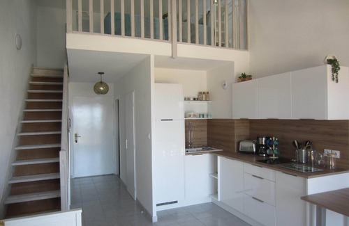 Saint-Aygulf Apartment | SOUTH very nice T2 duplex splendid sea view 2 min walk from the beach WIFI air conditioning