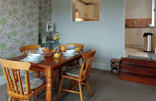Fairbourne Cottage | South View Cottage with Terrace and Coastal Views