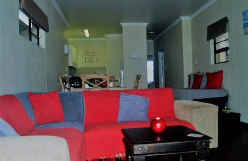 Gonubie House | South2Sea Sea Self Catering Apartments