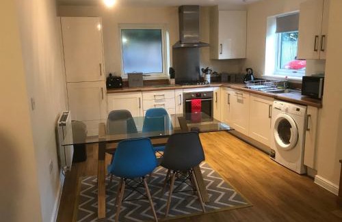 Portswood Apartment | Southampton Gem