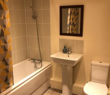 Portswood Apartment | Southampton Gem