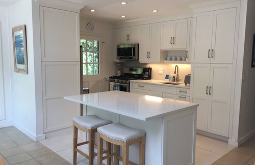 Shinnecock Hills House | Southampton Getaway, 3 bed/2 bath, Hot Springs Salt Water Hot Tub, Pool
