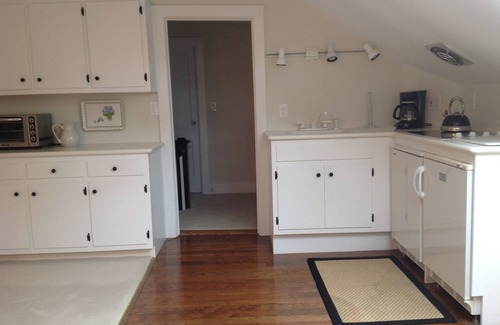 Village of Southampton Apartment | Southampton Village near Main Street