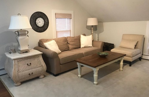 Village of Southampton Apartment | Southampton Village near Main Street