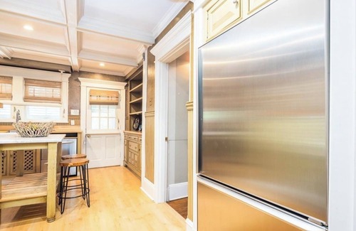 East Midtown House | Southern Elegance in Heart of Memphis