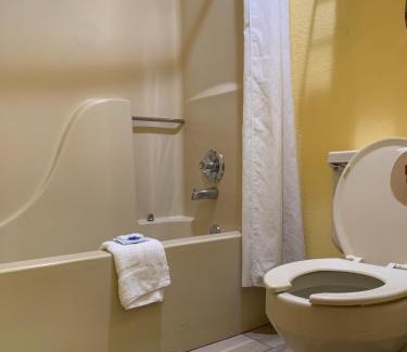 Waldron Hotel | Southern Nights Motel