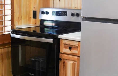 Stone Mountain Cabin | Southern Rustic cabin CLOSE to Stone Mountain Park
