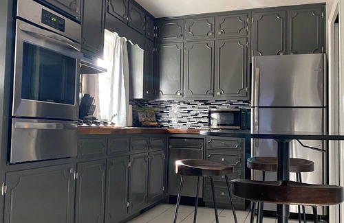 Shannon House | Southern Summer Hideaway - Your Birmingham Home Away from Home!