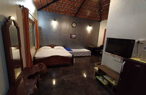 Jayanagar Cottage | Sovereign Cottage Steps from Nimhans Hospital.