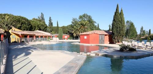 Arles Resort | SOWELL Family Les Amandiers