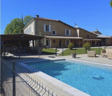 Le Pian-sur-Garonne House | SPA, Élégance et Charme au Cœur des Vignes - Piscine&SPA Décoration Artisanale