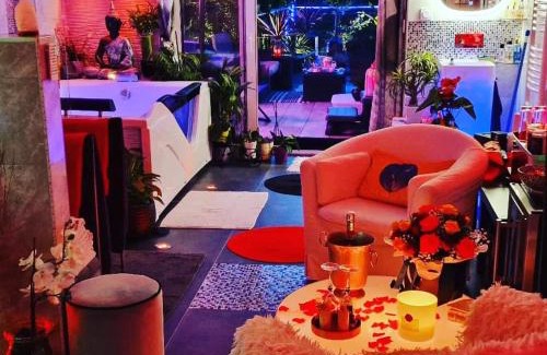 Clichy-Sous-Bois Hotel | Spa de la Lune - Private love room suite with terrace and view - Air Conditioned- Double jacuzzi - Sauna - King size bed - Free WIFI - Free parking - Free breakfast - Close to CDG airport and to the North of Paris