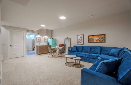 Southwest Calgary House | Spa-Like Private Suite | Sauna, Gym, Heated Floors | SW Calgary Retreat
