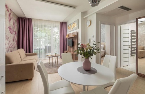 Heviz Apartment | Spa Residence Carbona Hévíz - Relax, Sissi Apartmanok