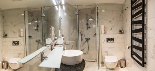 Heviz Apartment | Spa Residence Carbona Hévíz - Relax, Sissi Apartmanok