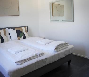 Innenstadt-West Apartment | Space Hotel Double Rooms