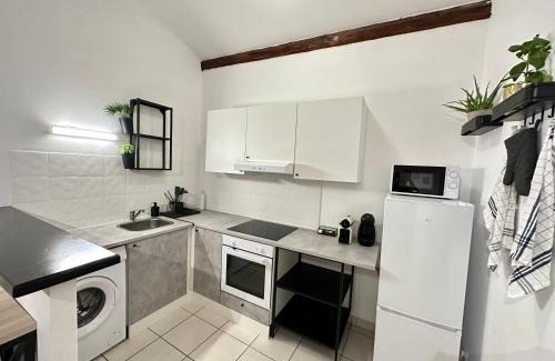 Bron Apartment | Spacieux & Charmant 2 chambres - Lyon Bron Eurexpo