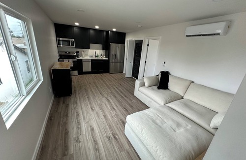Clairemont Mesa West Apartment | Spacious 1-bd/1bath guest house in the heart of San Diego