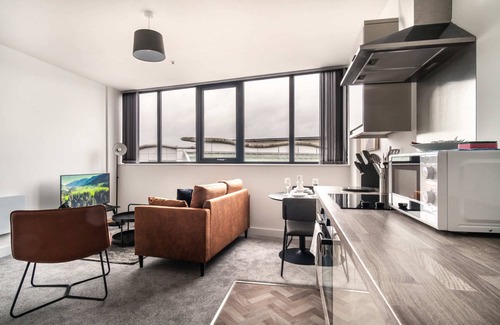 Wrexham Apartment | Spacious 1 Bed Apartment in Central Wrexham
