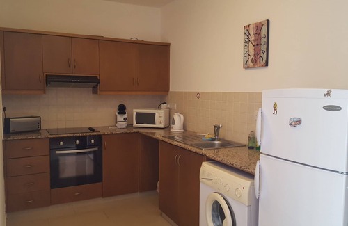 Peyia Town Apartment | Spacious 1 bedroom apartment, perfect for relaxing or exploring!