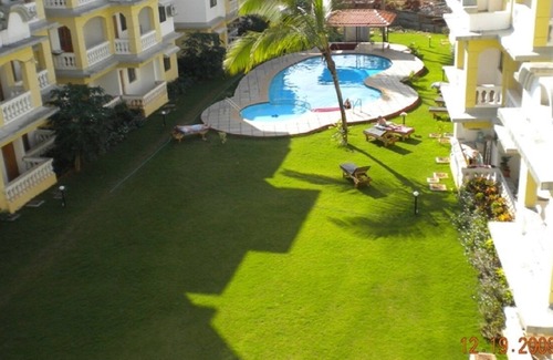 Varca Apartment | Spacious 1 Bedroom Penthouse Apartment with 2 Balconies & Swimming Pool