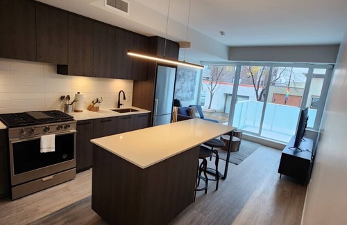 Kensington Condo | Spacious 1 BR Condo, Steps from CTrain Station!