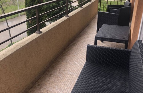 Chaika Apartment | Spacious, 2 Bed Apt, Fort Orchid