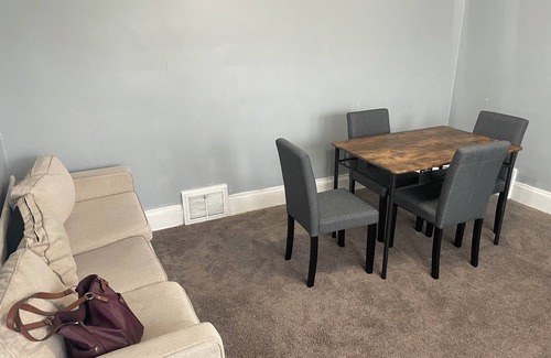 Garfield Heights Apartment | Spacious 2-bedroom apartment in fabulous Garfield Heights with AC, WiFi 17L